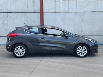 Used Kia Pro Ceed 2017 for sale - 75492901: Photo