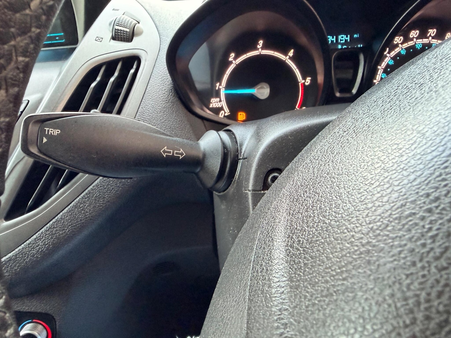 Used Ford Transit Courier 2018 for sale - 77304892: Photo 25