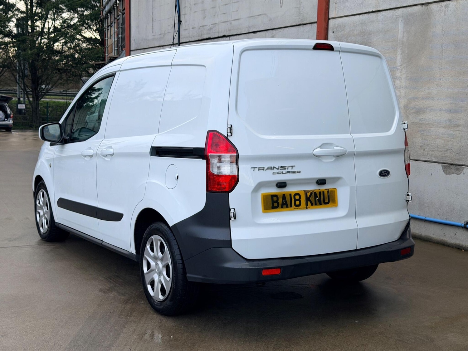 Used Ford Transit Courier 2018 for sale - 77304892: Photo 8
