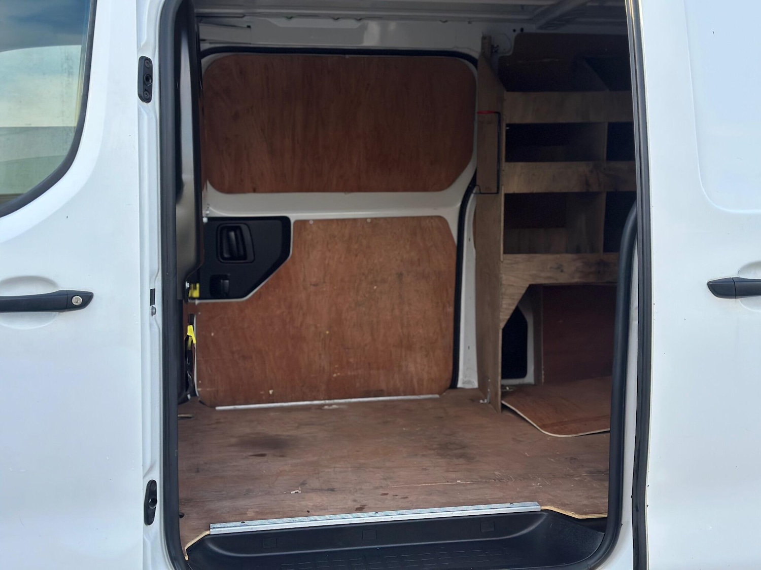 Used Peugeot Expert 2017 for sale - 77162782: Photo 24