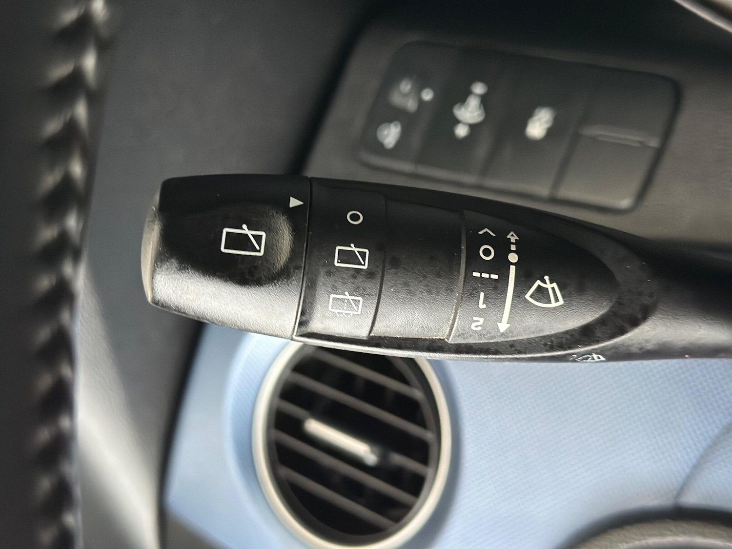 Used Hyundai i10 2015 for sale - 76360140: Photo 15