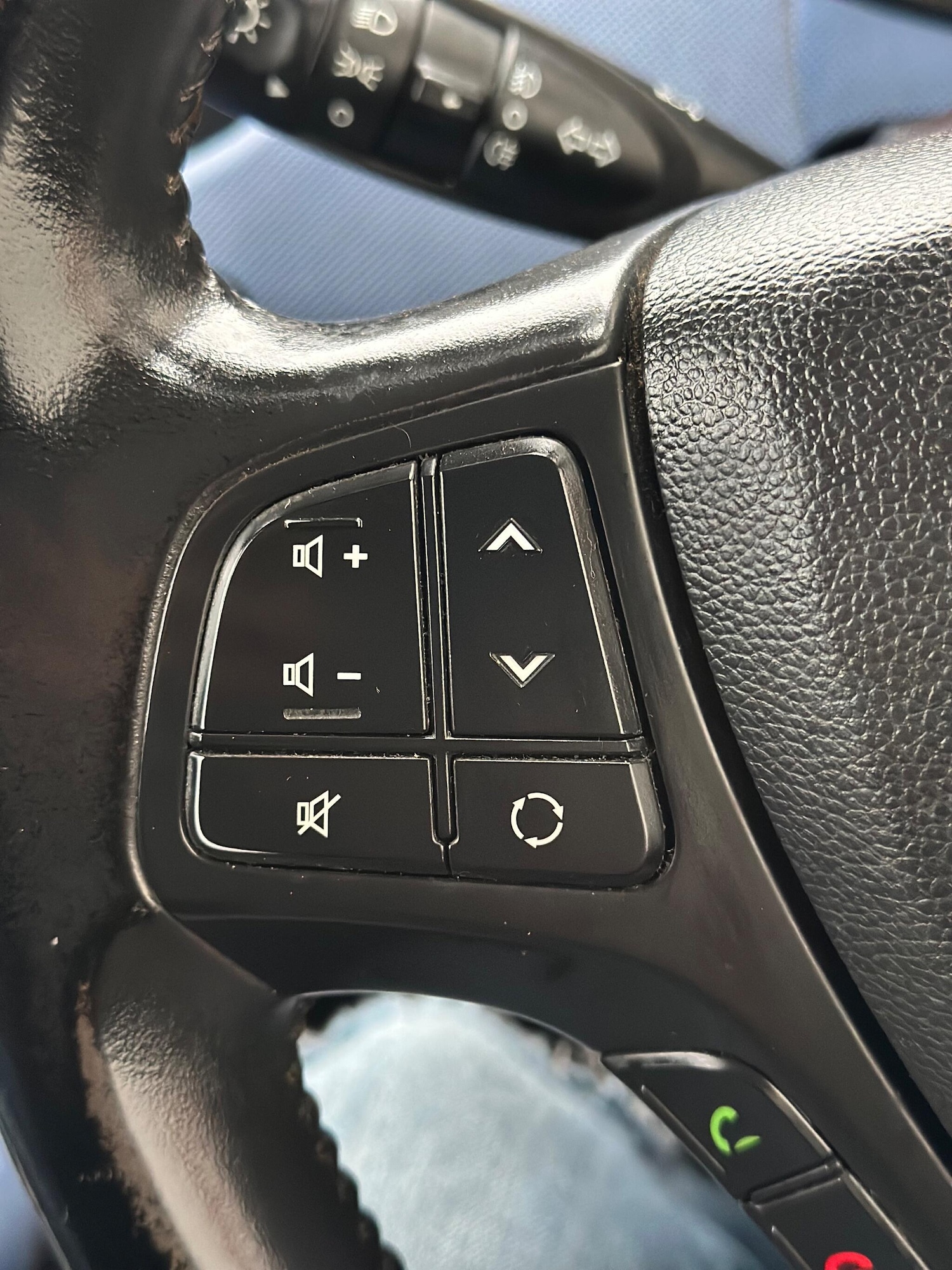 Used Hyundai i10 2015 for sale - 76360140: Photo 18