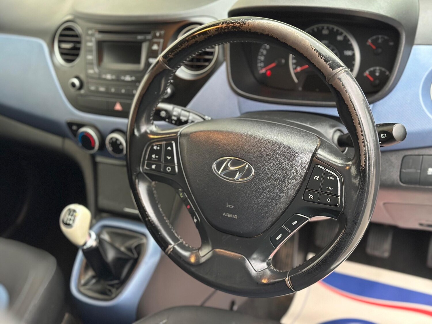 Used Hyundai i10 2015 for sale - 76360140: Photo 26