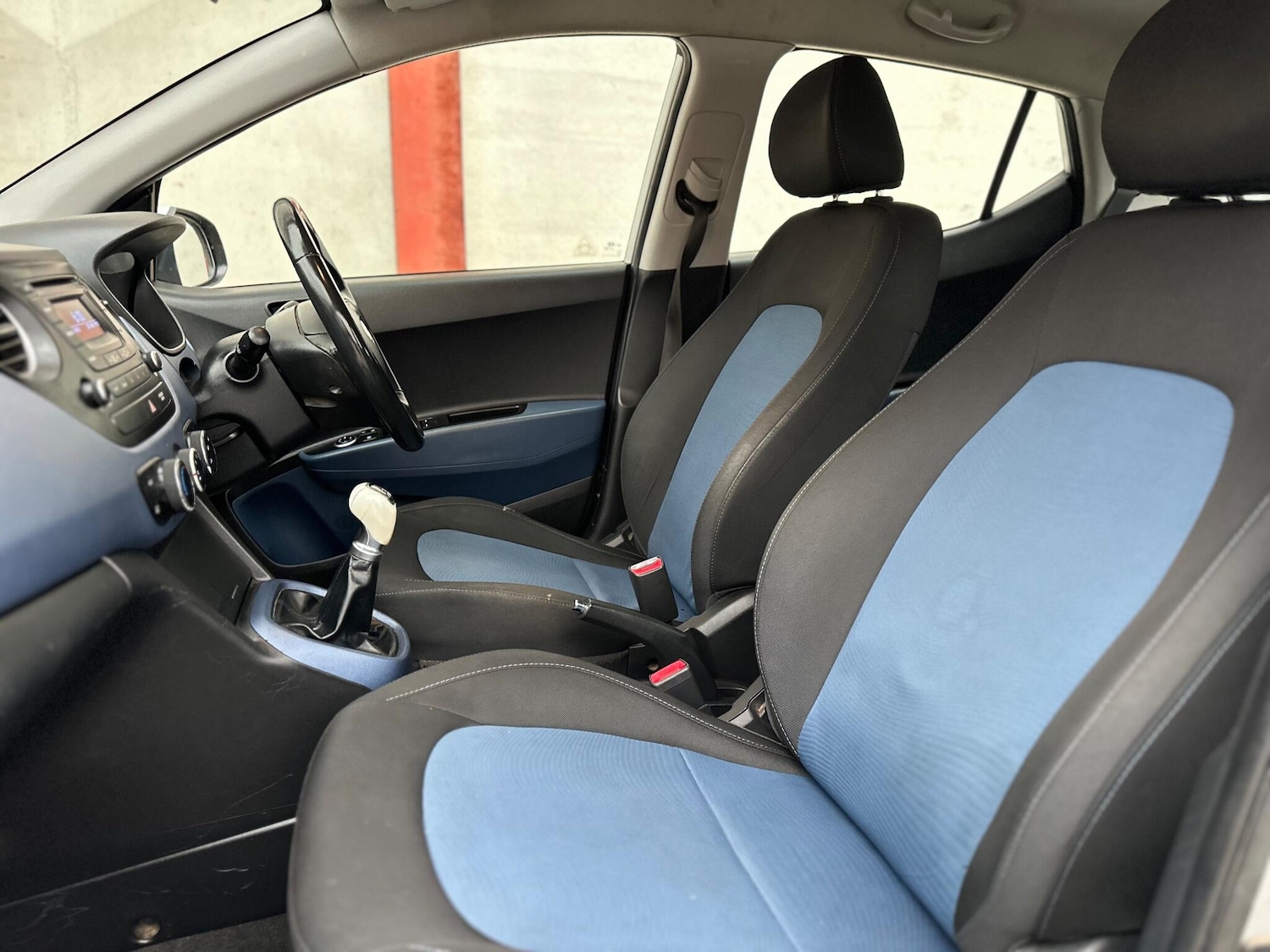 Used Hyundai i10 2015 for sale - 76360140: Photo 27