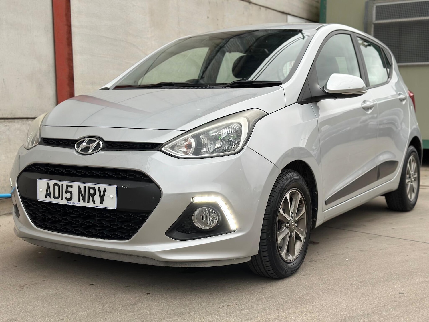 Used Hyundai i10 2015 for sale - 76360140: Photo 4
