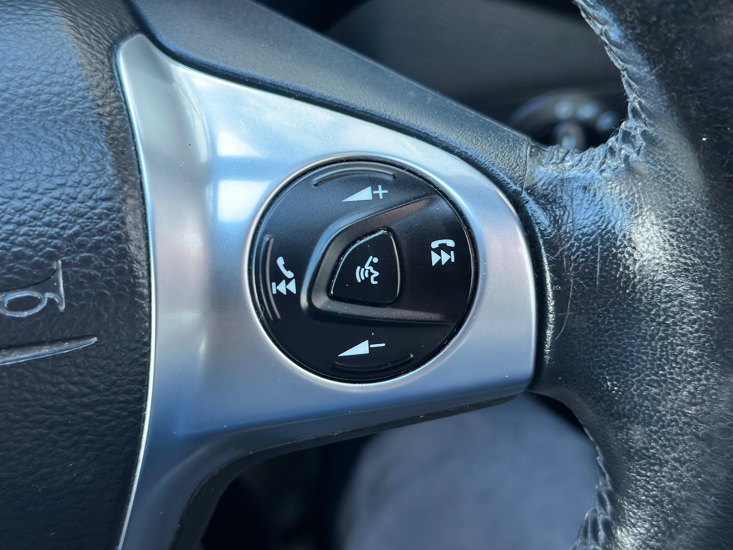 Used Ford Kuga 2014 for sale - 78100232: Photo 20