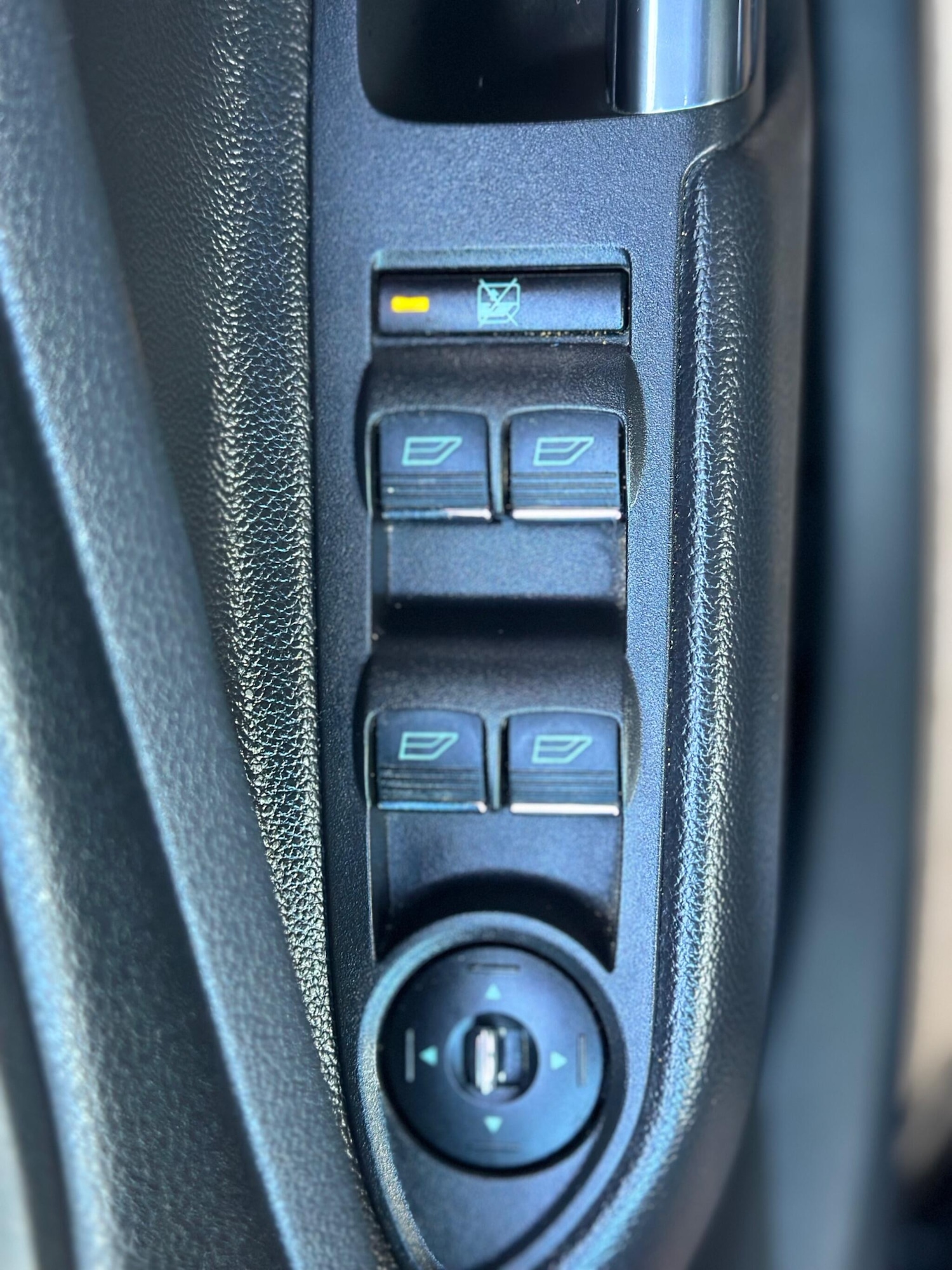 Used Ford Kuga 2014 for sale - 78100232: Photo 25