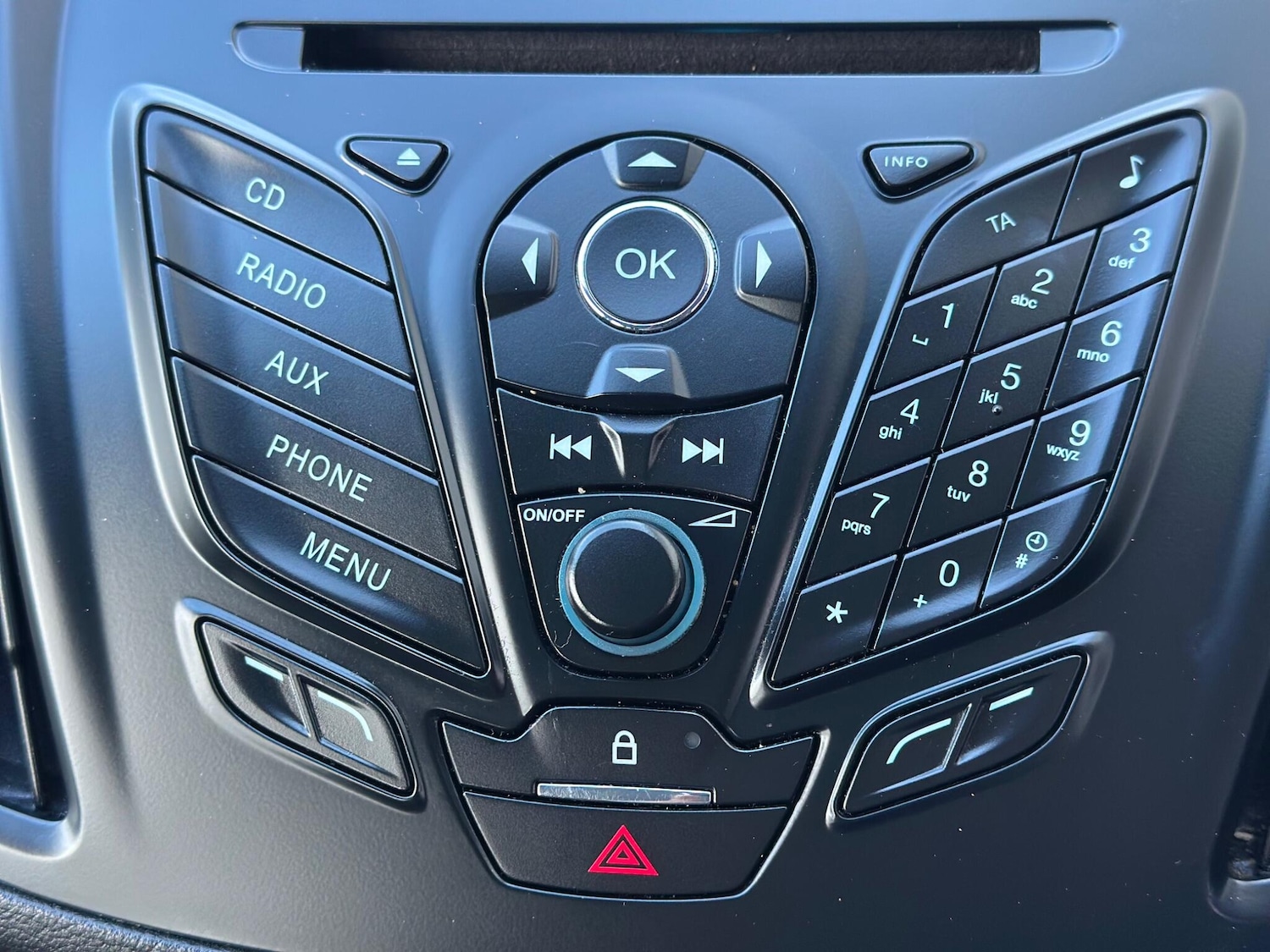 Used Ford Kuga 2014 for sale - 78100232: Photo 26