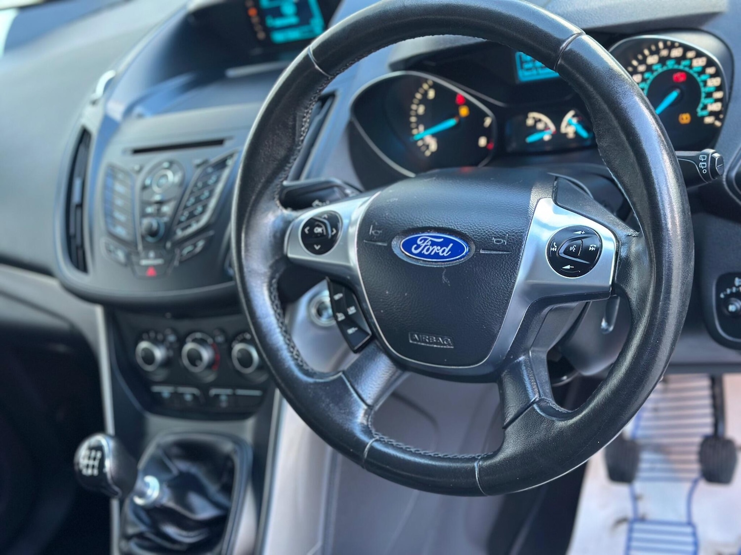 Used Ford Kuga 2014 for sale - 78100232: Photo 30