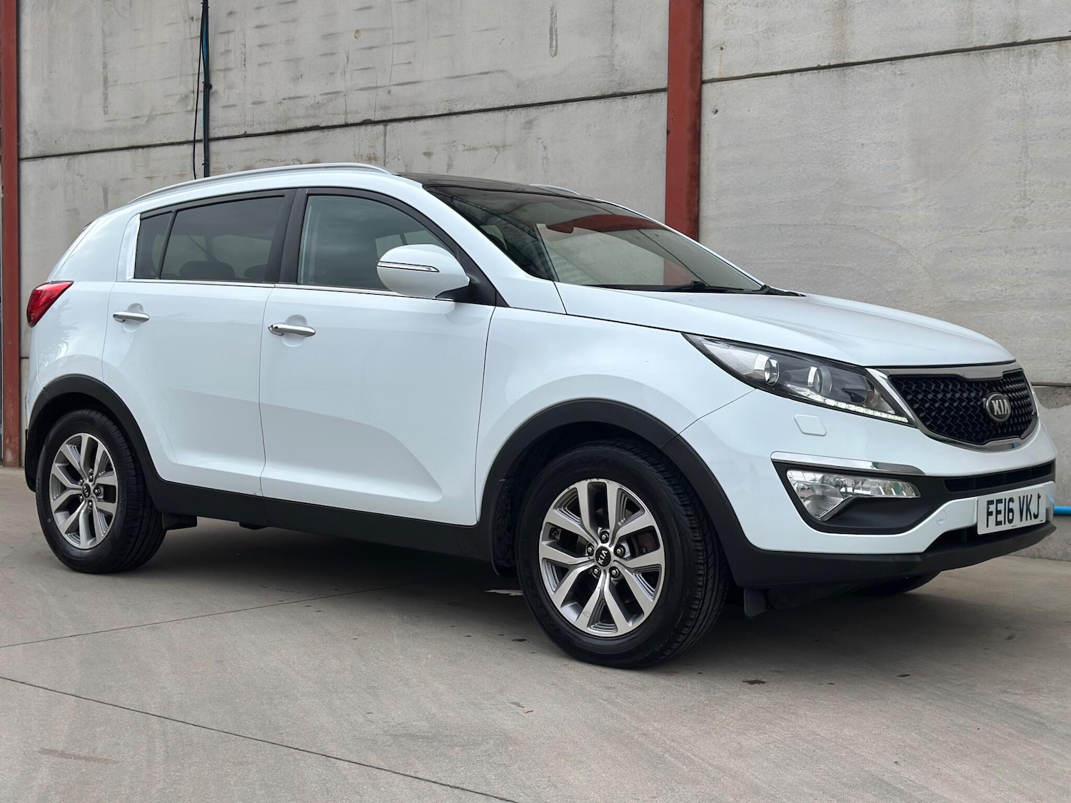 Used Kia Sportage 2016 for sale - 76317952: Photo 2