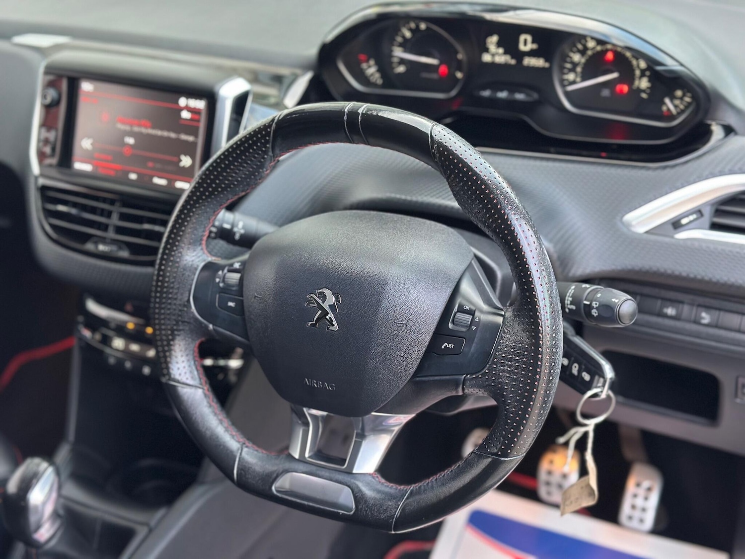 Used Peugeot 208 for sale - 76996972: Photo 23