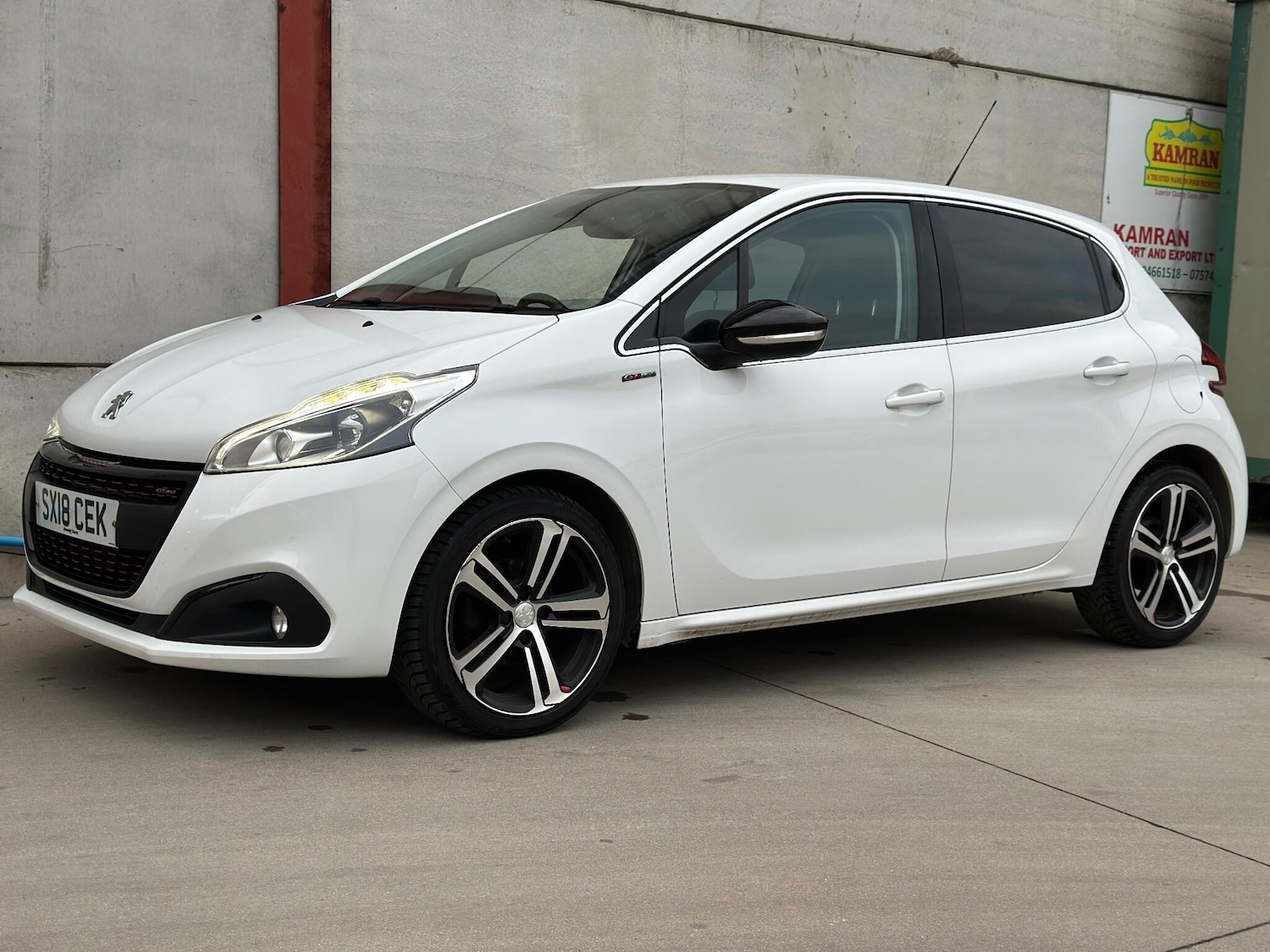 Used Peugeot 208 for sale - 76996972: Photo 7