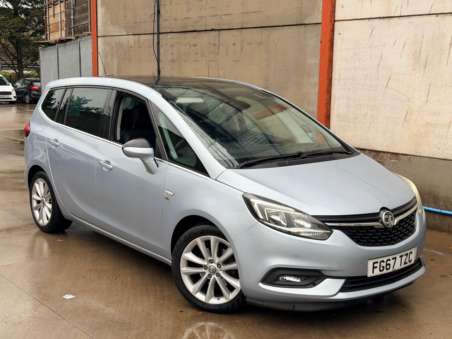 Used Vauxhall Zafira Tourer 2017 for sale - 76759473: Photo 2