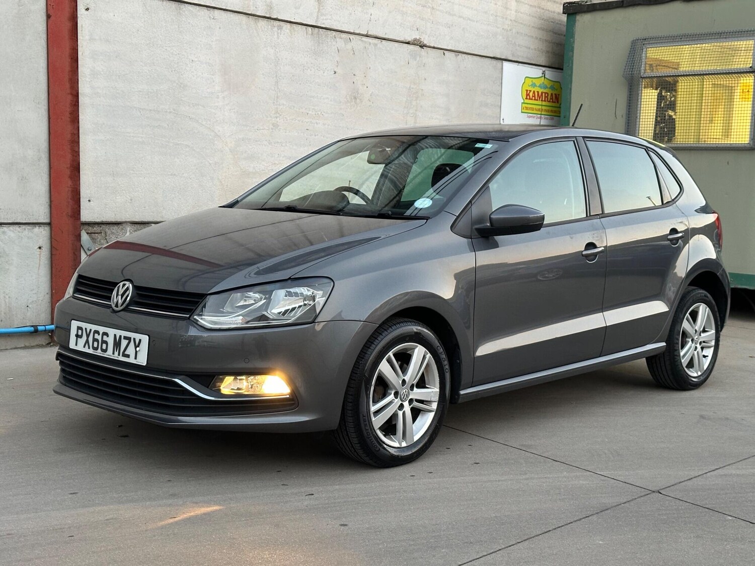 Used Volkswagen Polo 2016 for sale - 76059929: Photo 11