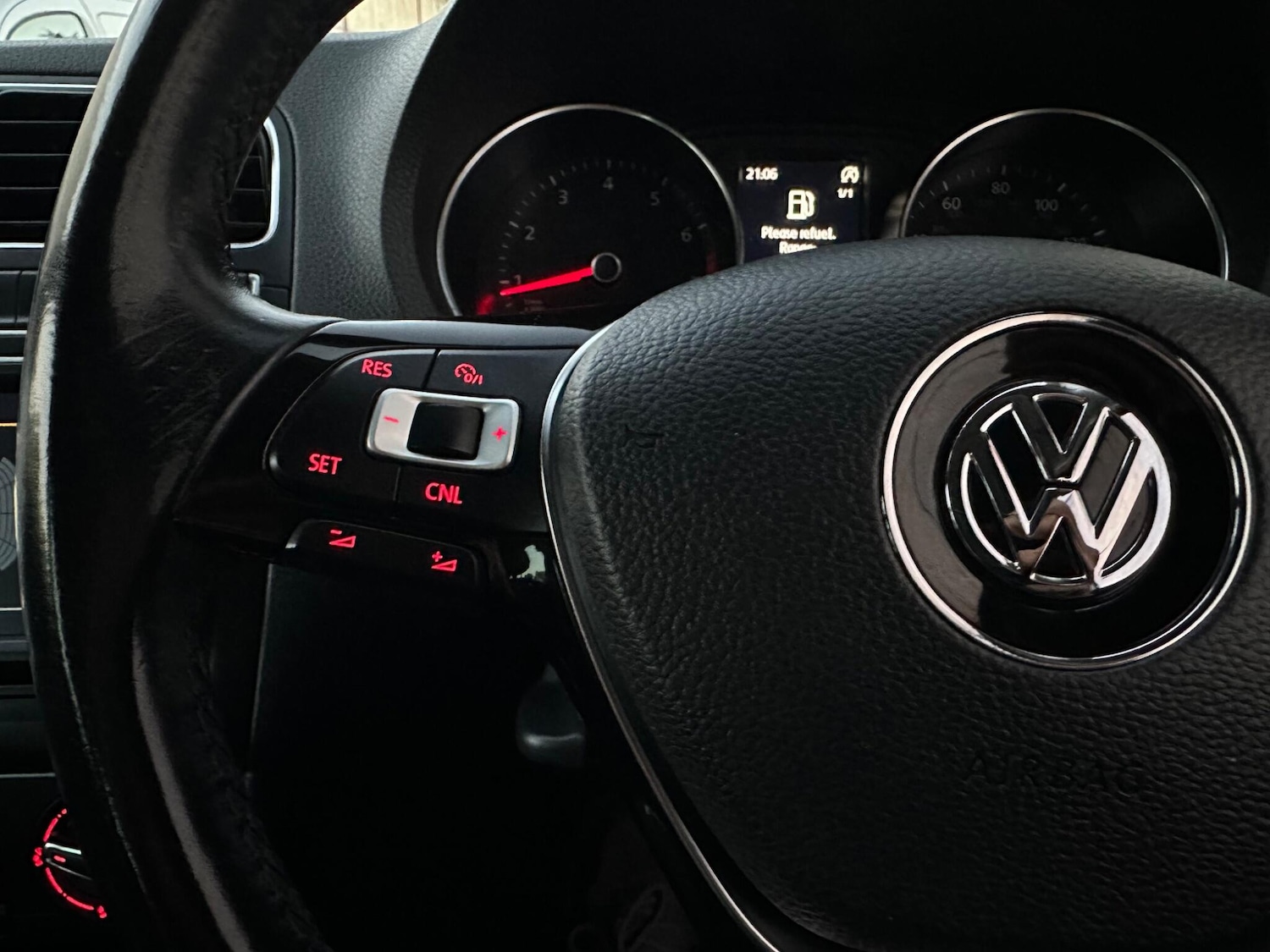 Used Volkswagen Polo 2016 for sale - 76059929: Photo 27