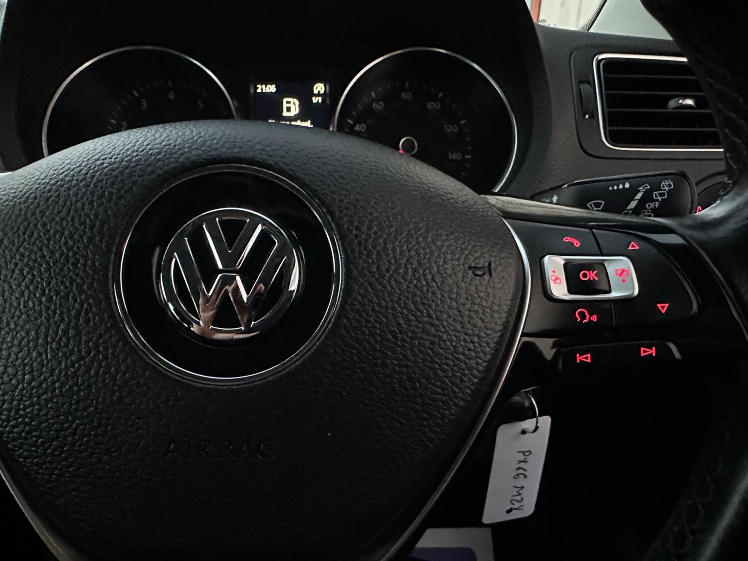 Used Volkswagen Polo 2016 for sale - 76059929: Photo 28