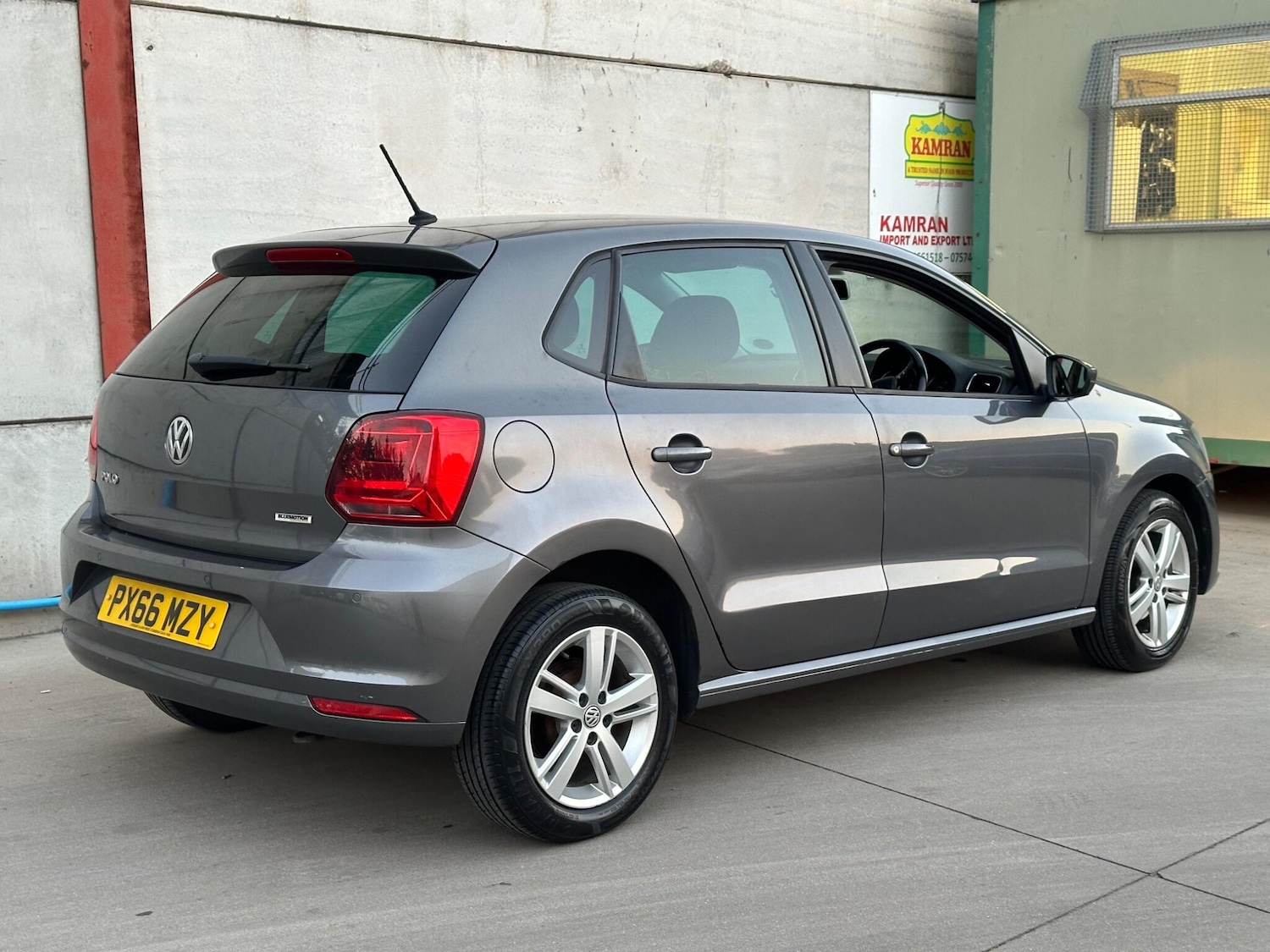 Used Volkswagen Polo 2016 for sale - 76059929: Photo 5