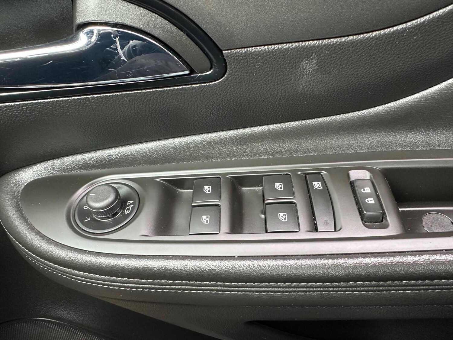 Used Vauxhall Mokka X 2017 for sale - 76042860: Photo 24