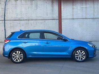Used Hyundai i30 2018 for sale - 75719535: Photo