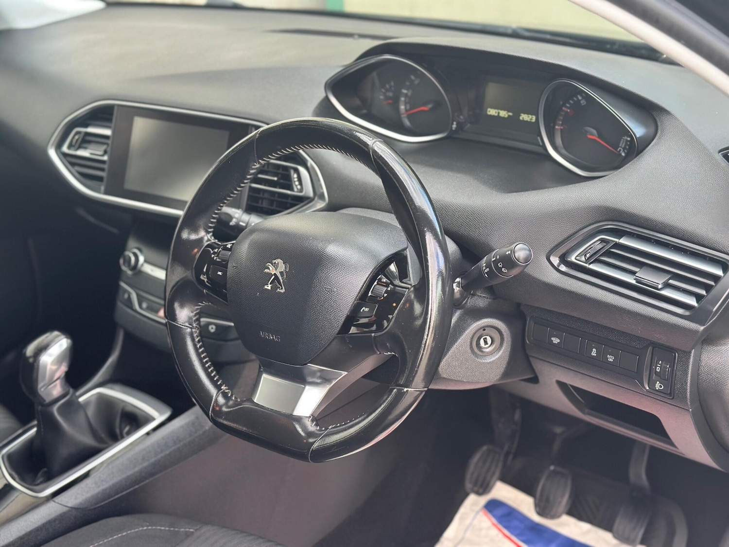Used Peugeot 308 SW 2016 for sale - 76042489: Photo 28