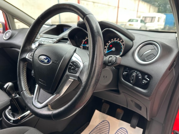 Used Ford Fiesta 2015 for sale - 75311594: Photo 21