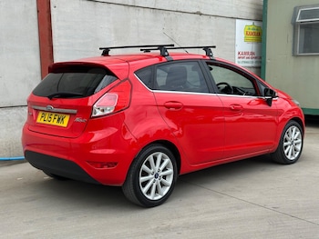Used Ford Fiesta 2015 for sale - 75311594: Photo