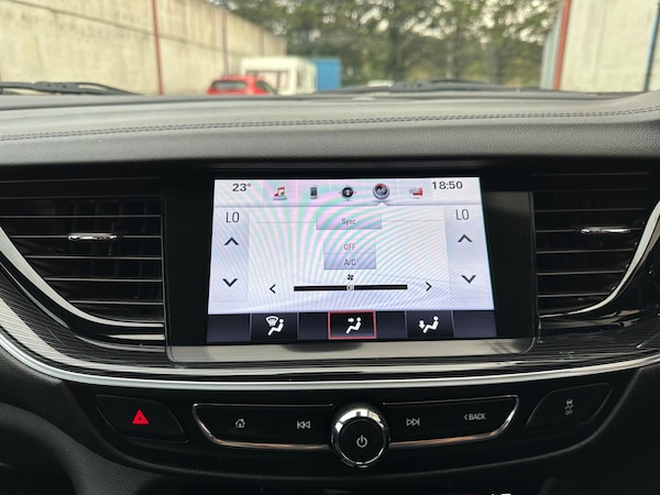 Used Vauxhall Insignia 2017 for sale - 75588931: Photo 26