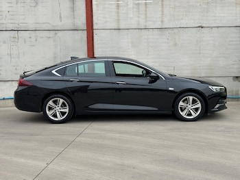 Used Vauxhall Insignia 2017 for sale - 75588931: Photo