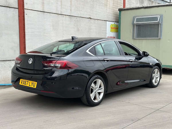 Used Vauxhall Insignia 2017 for sale - 75588931: Photo 5