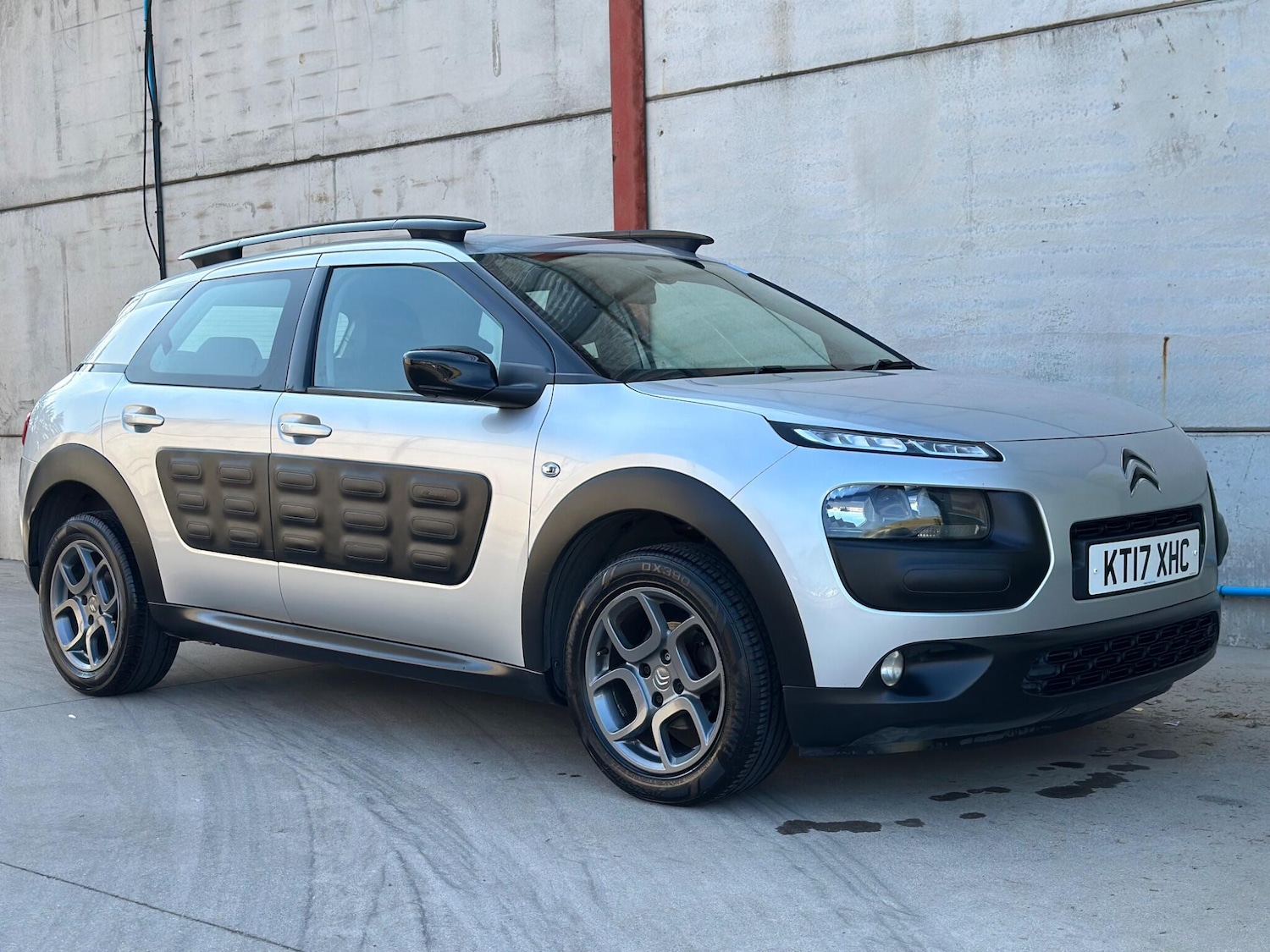 Used Citroen C4 Cactus 2017 for sale - 76247519: Photo 2