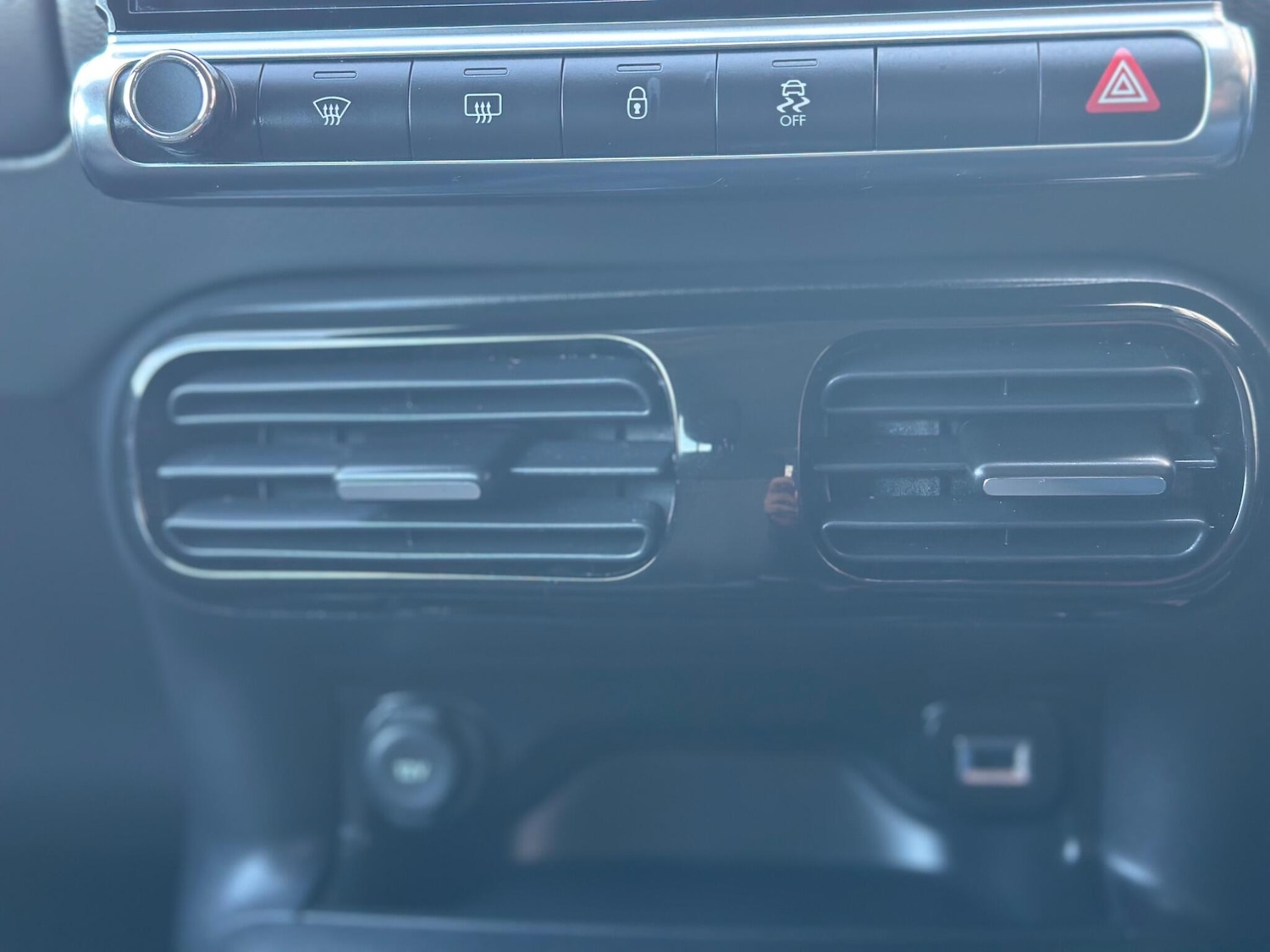 Used Citroen C4 Cactus 2017 for sale - 76247519: Photo 20