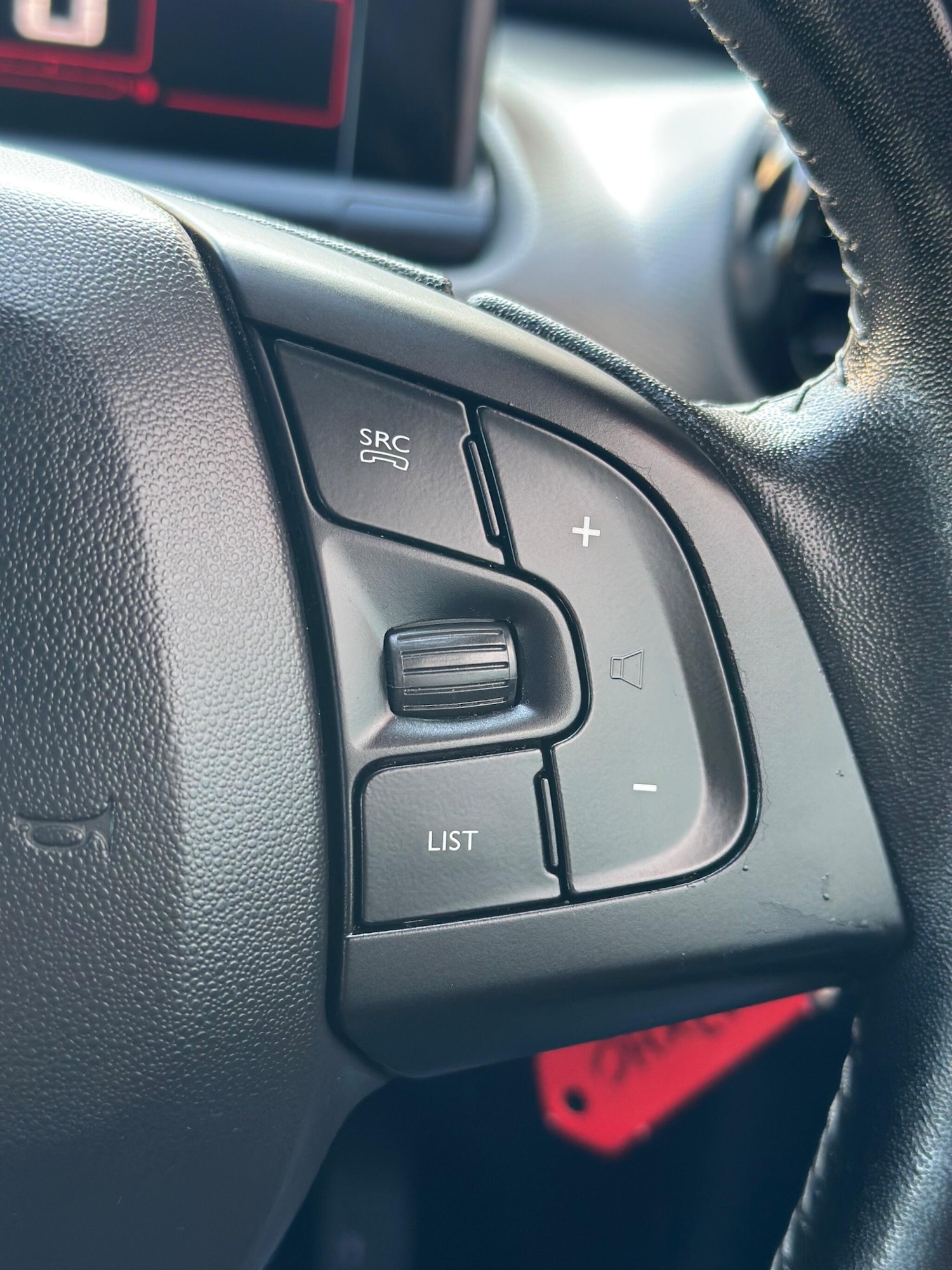 Used Citroen C4 Cactus 2017 for sale - 76247519: Photo 22