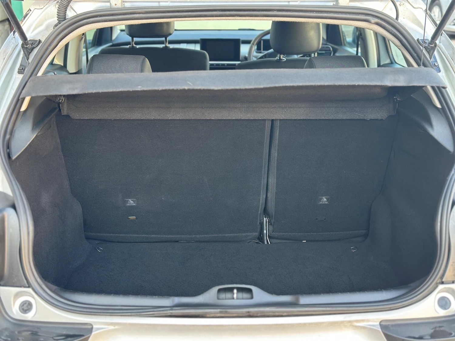 Used Citroen C4 Cactus 2017 for sale - 76247519: Photo 27