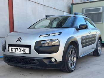 Used Citroen C4 Cactus 2017 for sale - 76247519: Photo