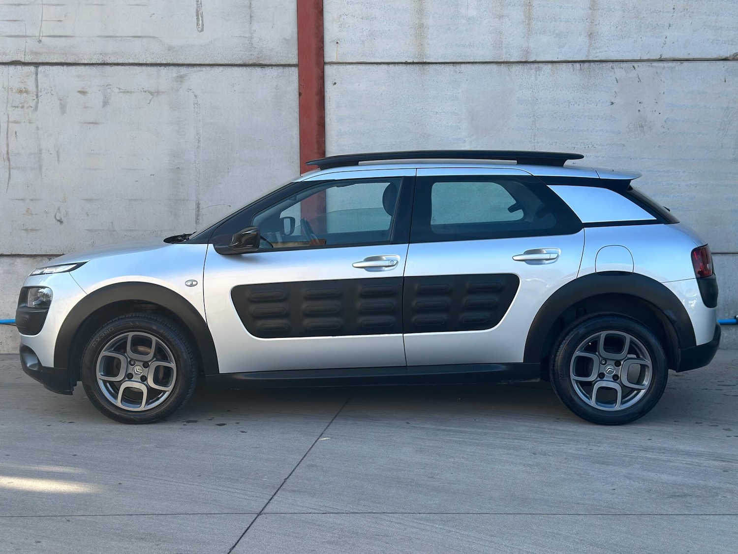 Used Citroen C4 Cactus 2017 for sale - 76247519: Photo 7