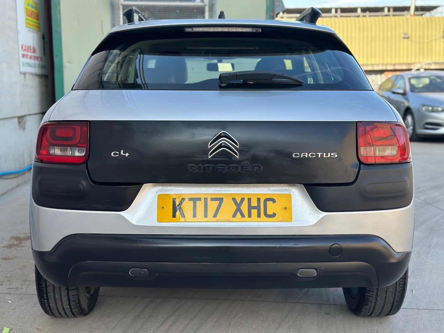 Used Citroen C4 Cactus 2017 for sale - 76247519: Photo 8