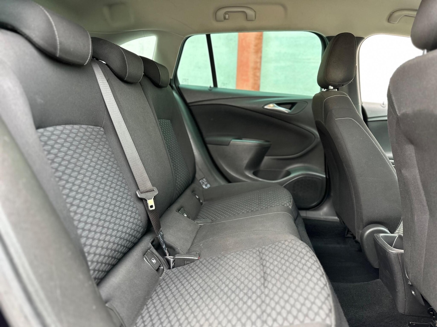 Used Vauxhall Astra for sale - 76996343: Photo 16