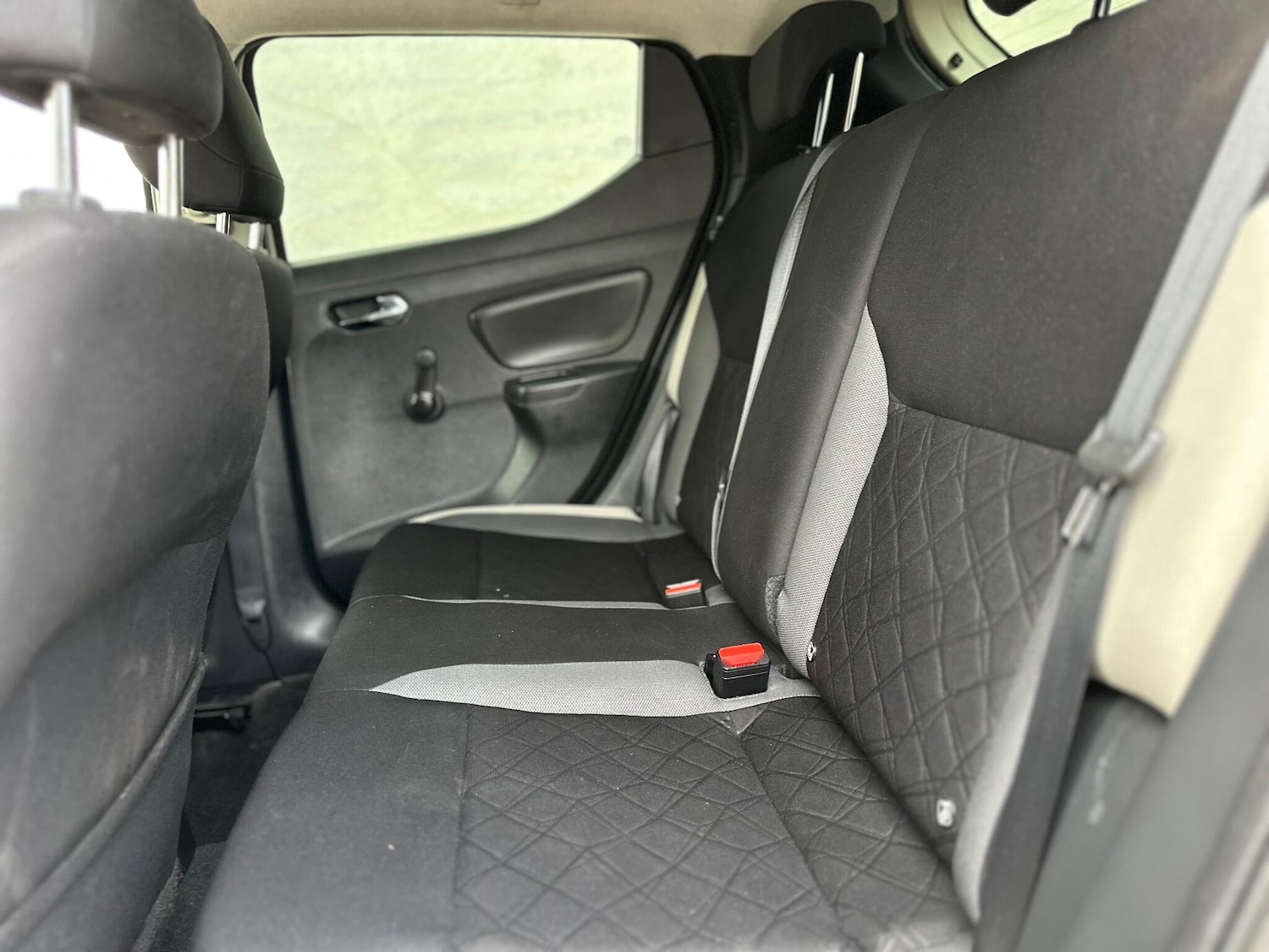 Used Nissan Micra 2017 for sale - 76608485: Photo 14