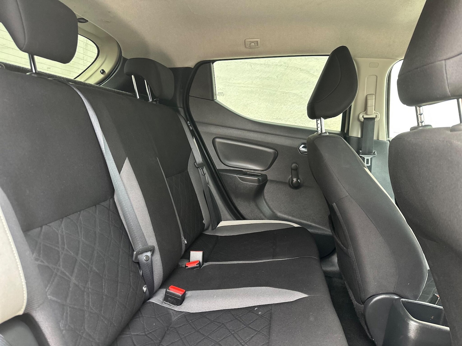 Used Nissan Micra 2017 for sale - 76608485: Photo 15