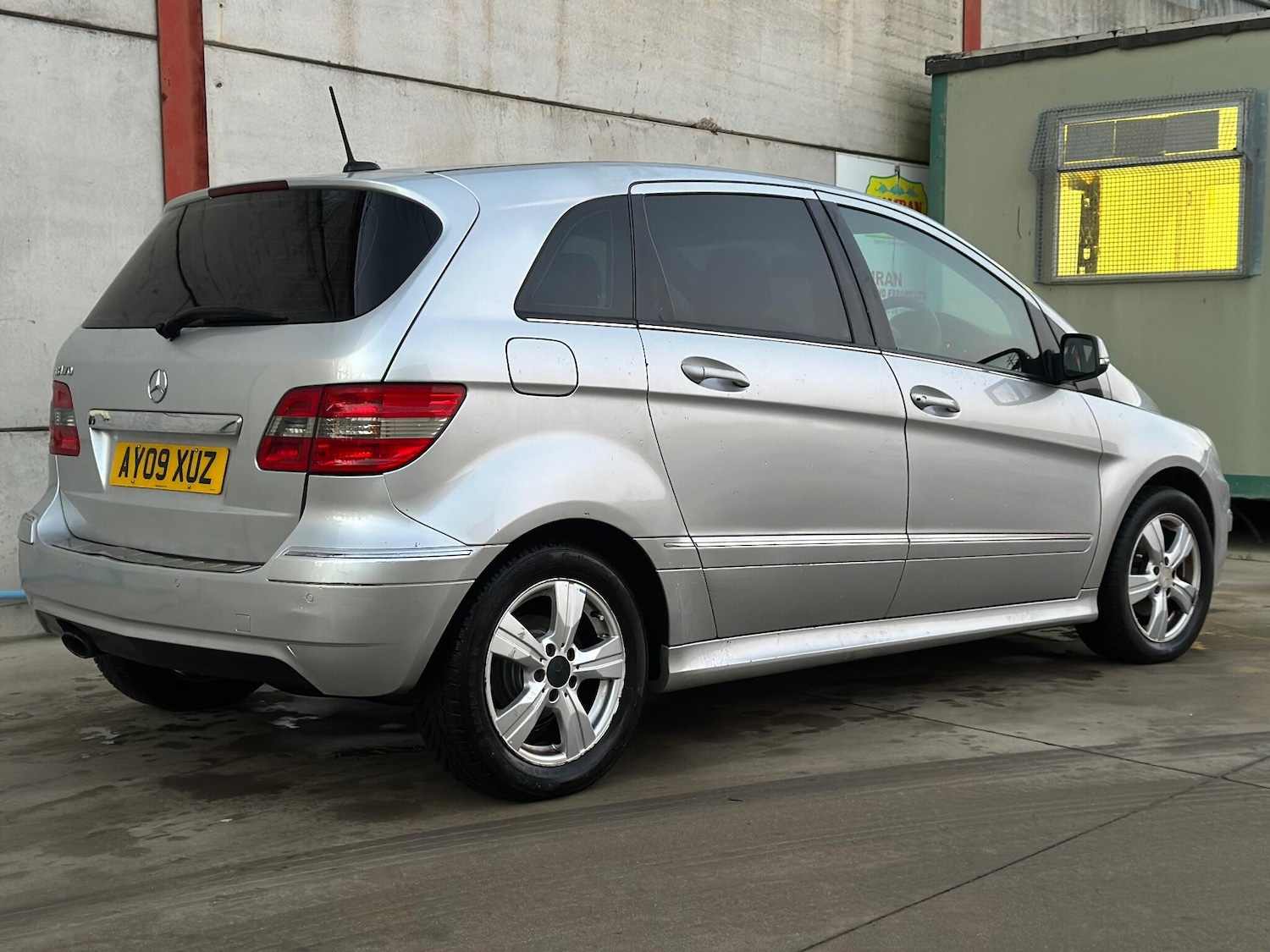 Used Mercedes-Benz B Class 2009 for sale - 76899269: Photo 10