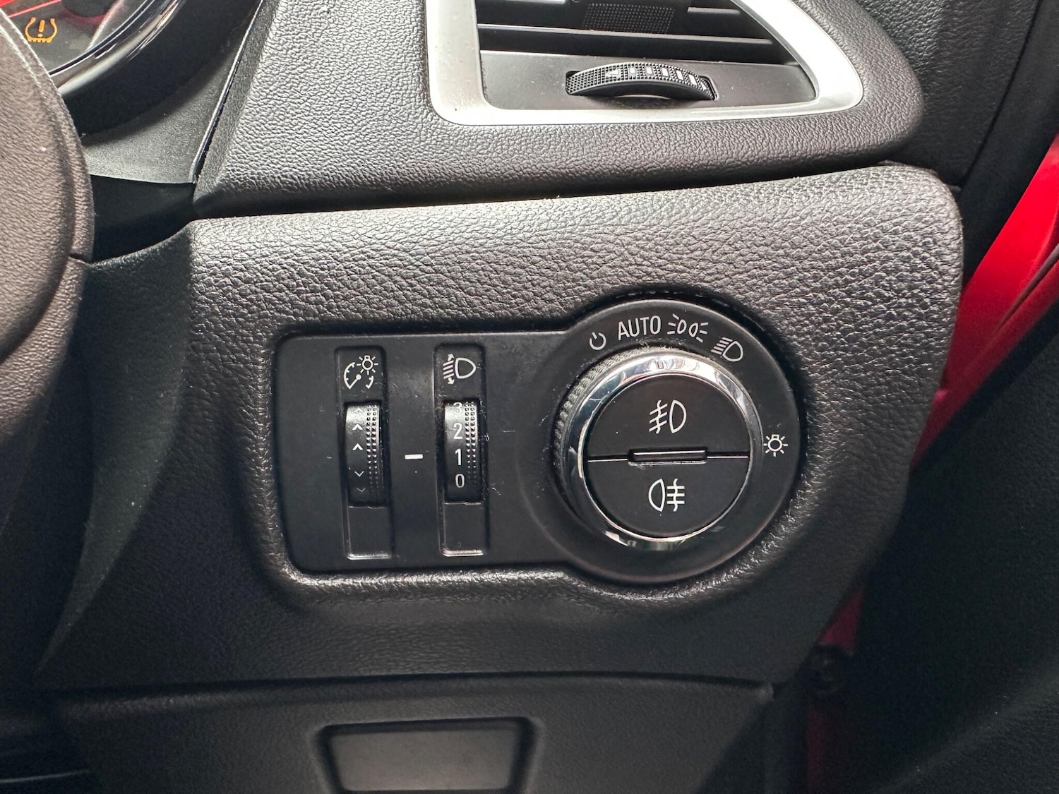 Used Vauxhall Astra GTC 2014 for sale - 76318070: Photo 24