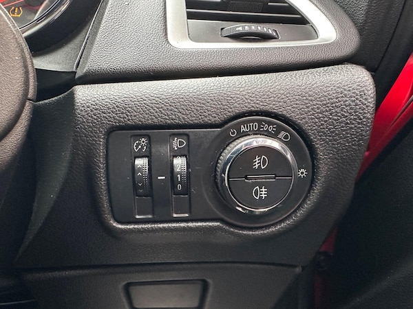 Used Vauxhall Astra GTC 2014 for sale - 76318070: Photo 24