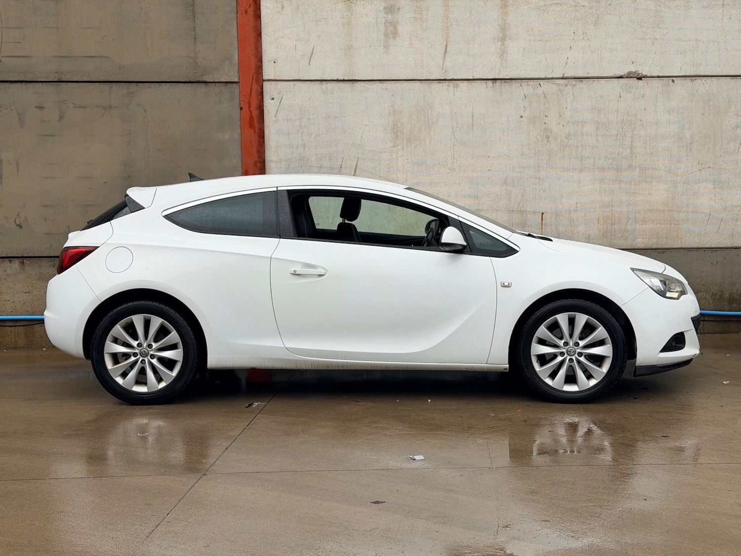 Used Vauxhall Astra GTC 2016 for sale - 76765235: Photo 3