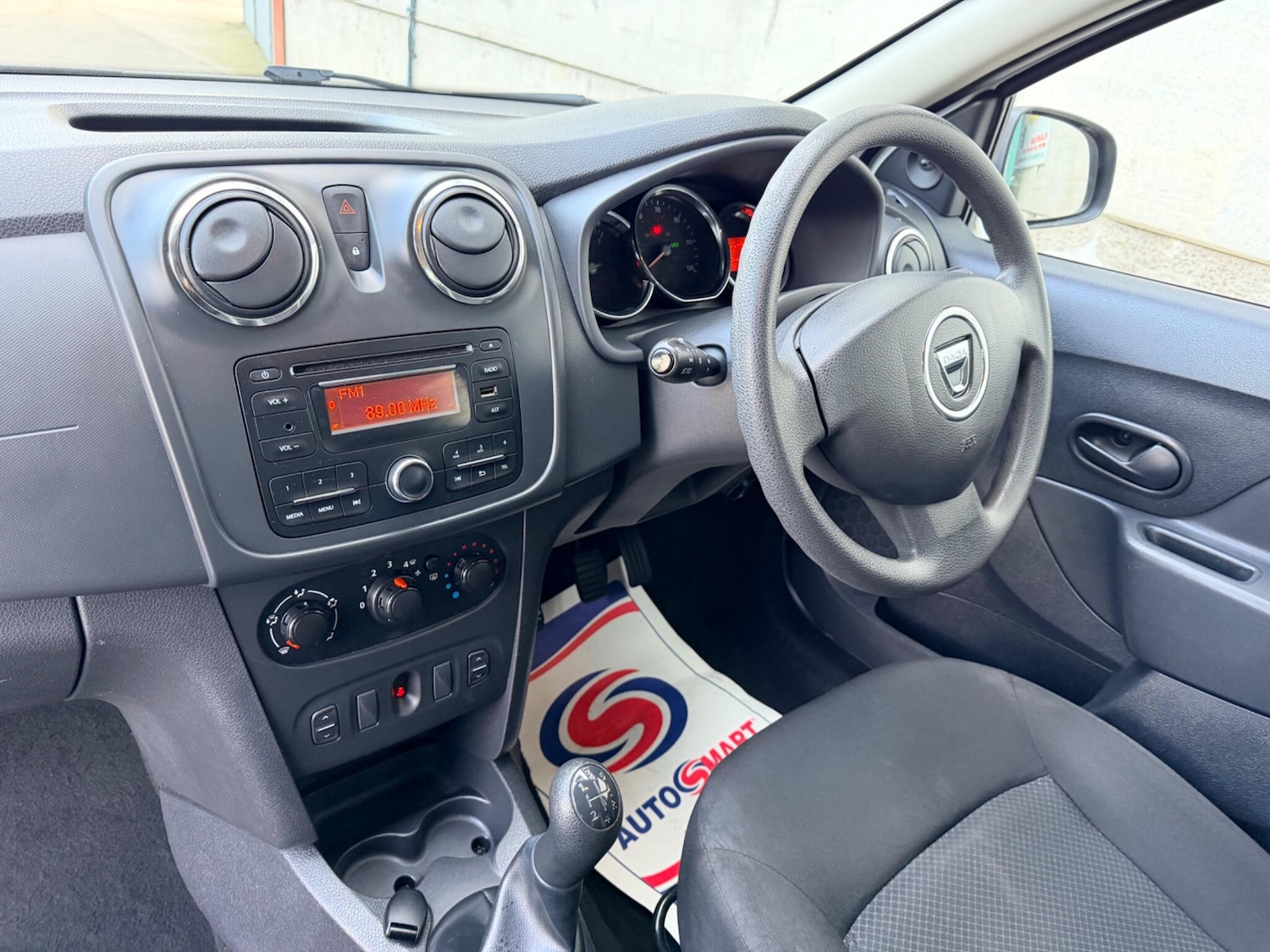 Used Dacia Sandero 2015 for sale - 77351515: Photo 14