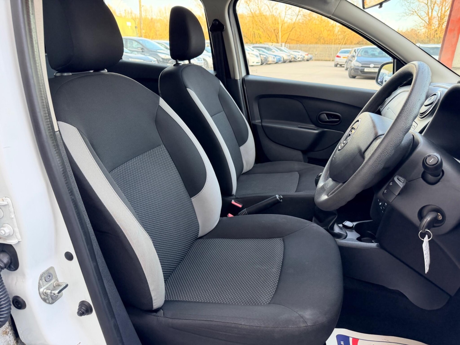 Used Dacia Sandero 2015 for sale - 77351515: Photo 20