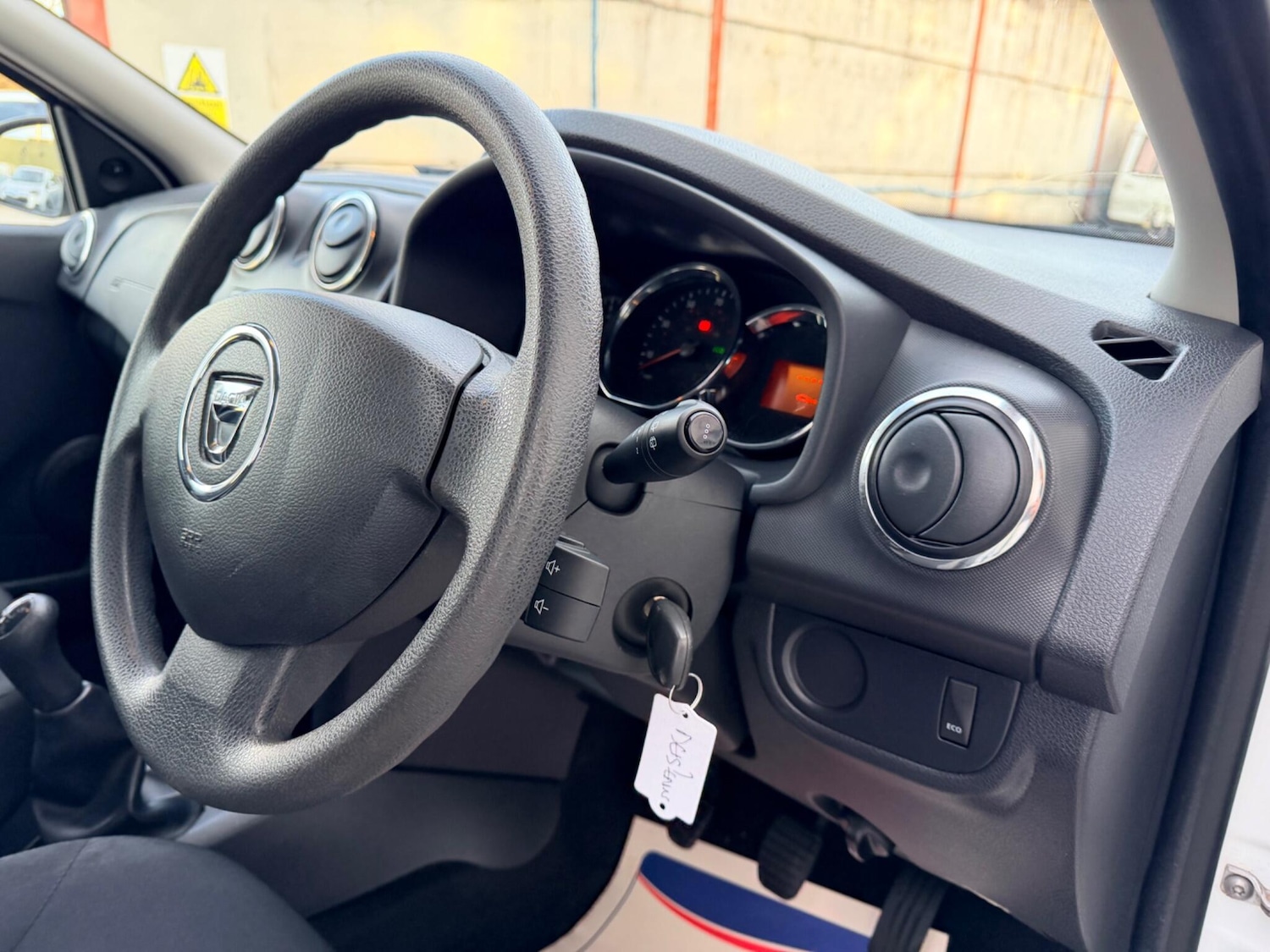 Used Dacia Sandero 2015 for sale - 77351515: Photo 22