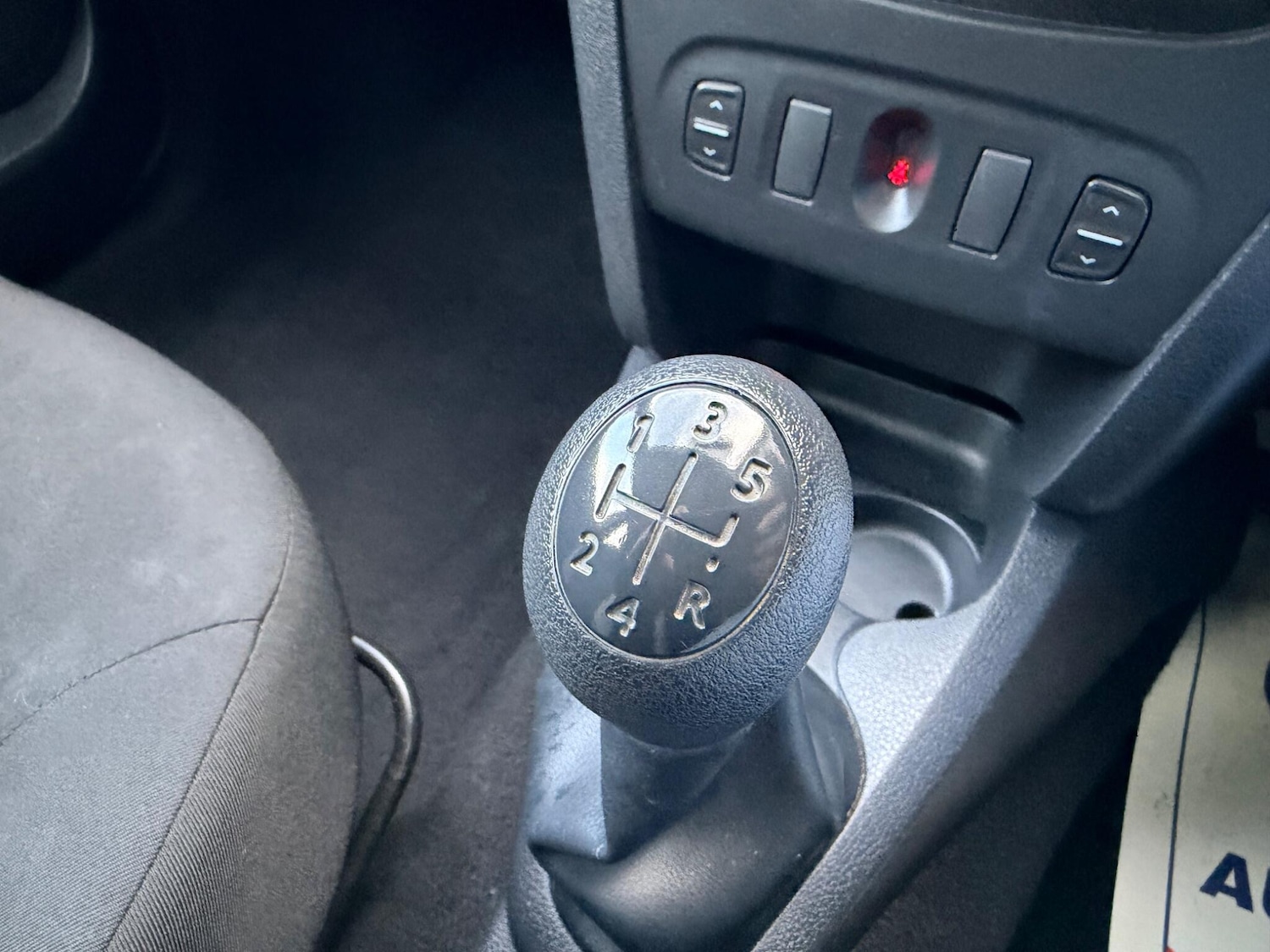 Used Dacia Sandero 2015 for sale - 77351515: Photo 24