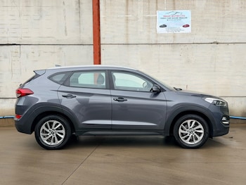 Used Hyundai TUCSON 2017 for sale - 79075472: Photo