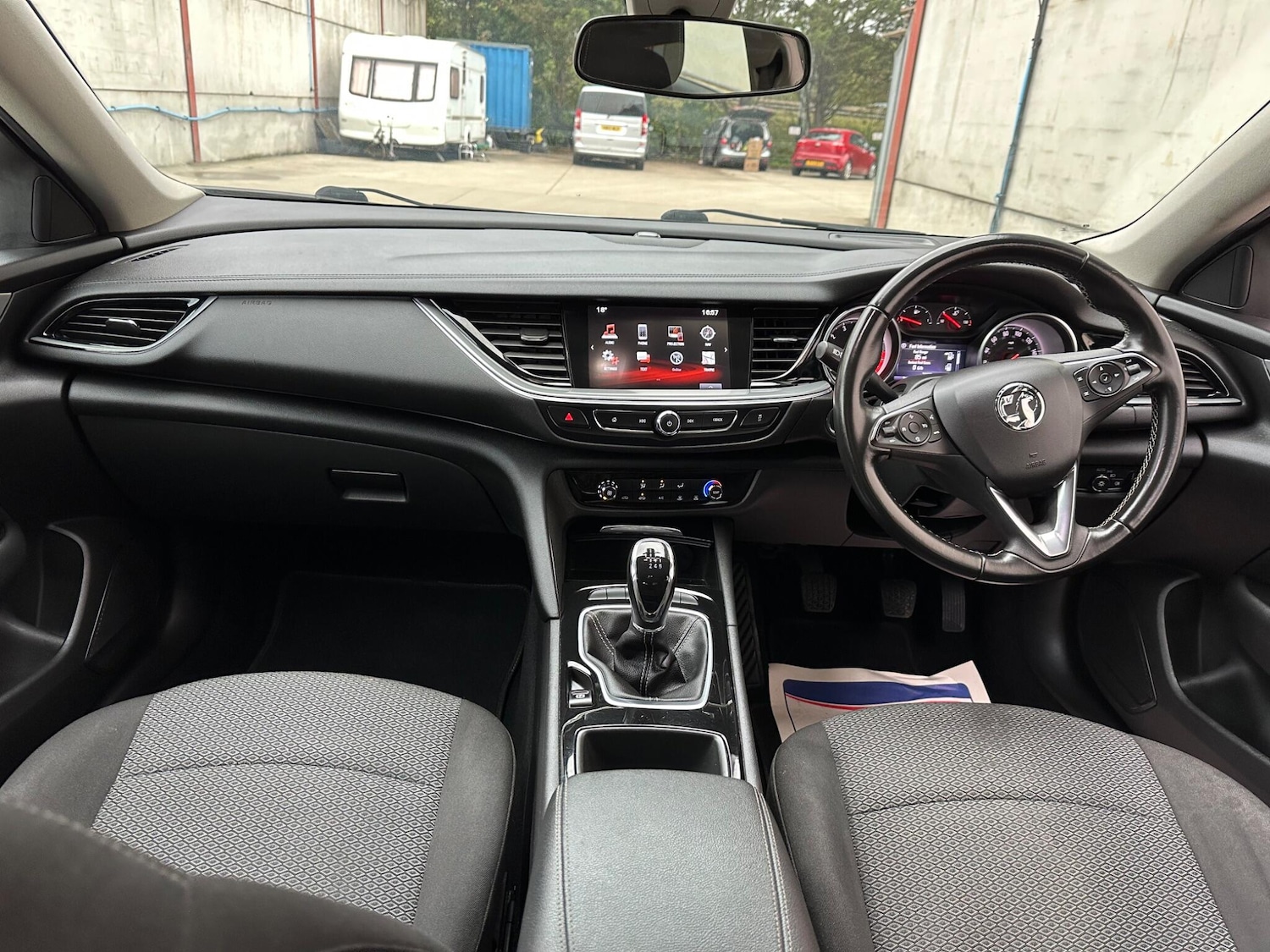 Used Vauxhall Insignia 2017 for sale - 76042588: Photo 16