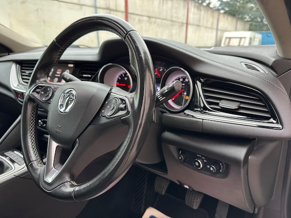 Used Vauxhall Insignia 2017 for sale - 76042588: Photo 21